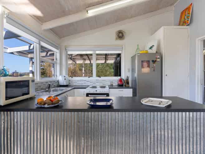 50 Bays Road, Orere Point