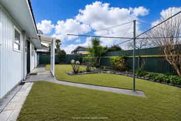 4/902 Clive Street, Akina