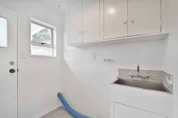 4/902 Clive Street, Akina