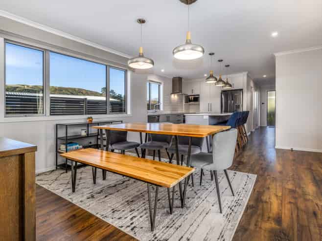 14 Pateke Drive, Porirua