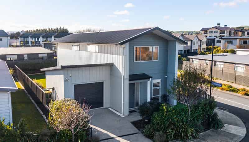 14 Pateke Drive, Porirua
