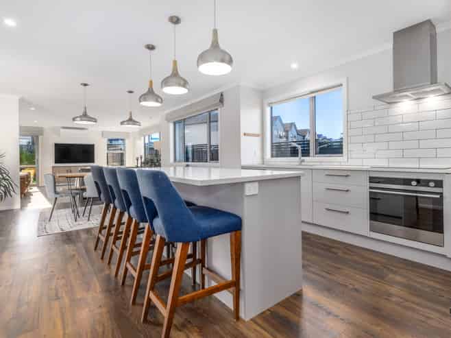 14 Pateke Drive, Porirua