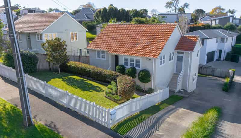 66 Castledine Crescent, Glen Innes