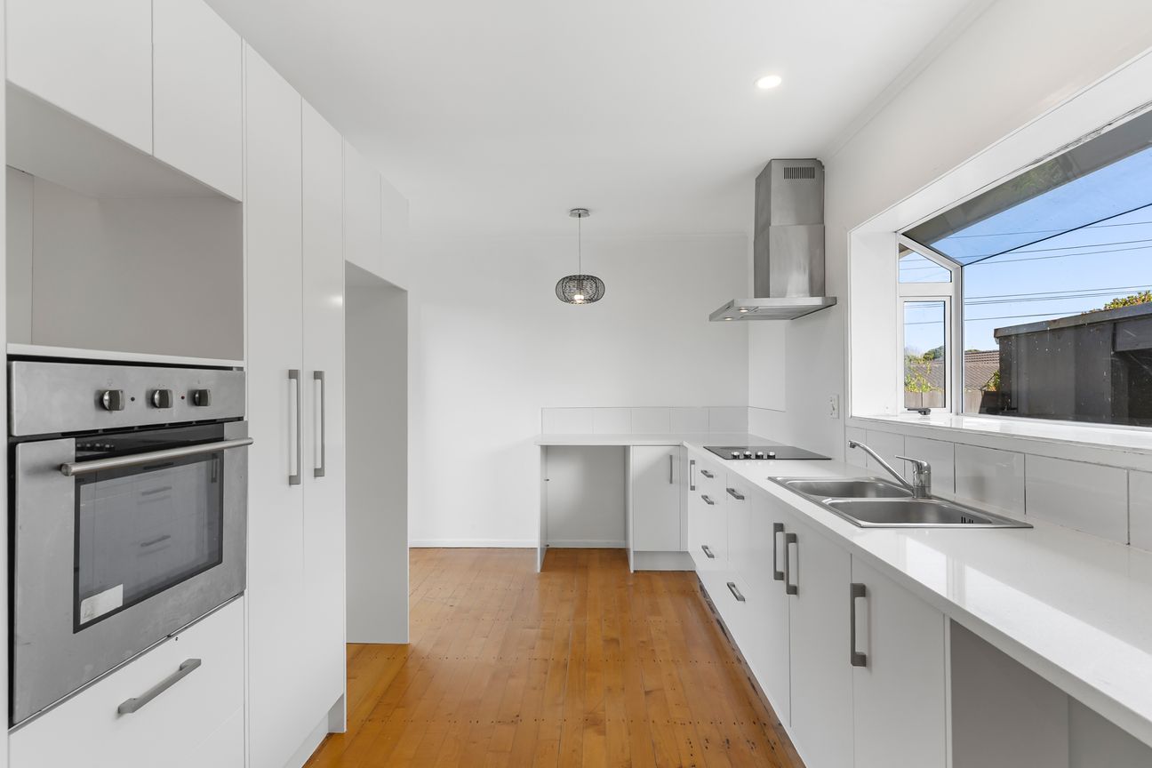 Newly Renovated 3-Bedroom Home + 3 Utility Rooms - Bild 4