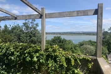 B/140 Attwood Road, Paremoremo