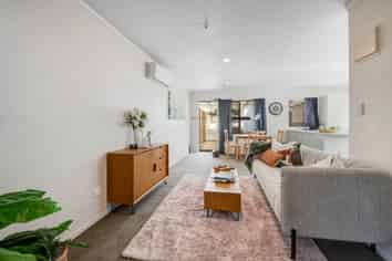 18A Red Beach Road, Red Beach