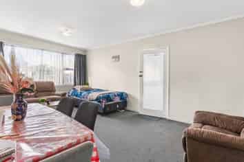 7F Ruihi Street, Victoria