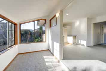 7 Holcroft Place, Stoke