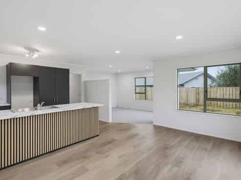 27 Rutherford Drive, Waikanae Beach