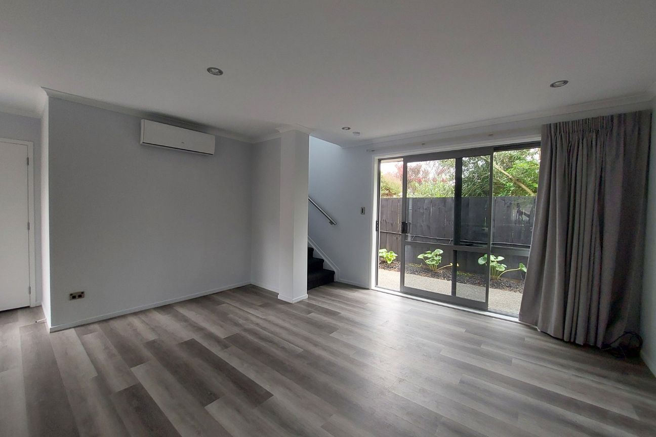Recently renovated Townhouse - Widok 3