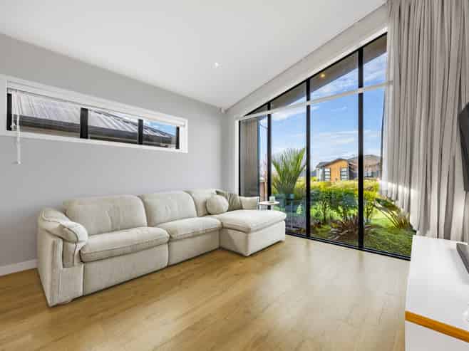 78 Maurice Kelly Road, Milldale