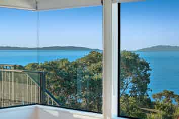 1418 Whangaparaoa Road, Army Bay
