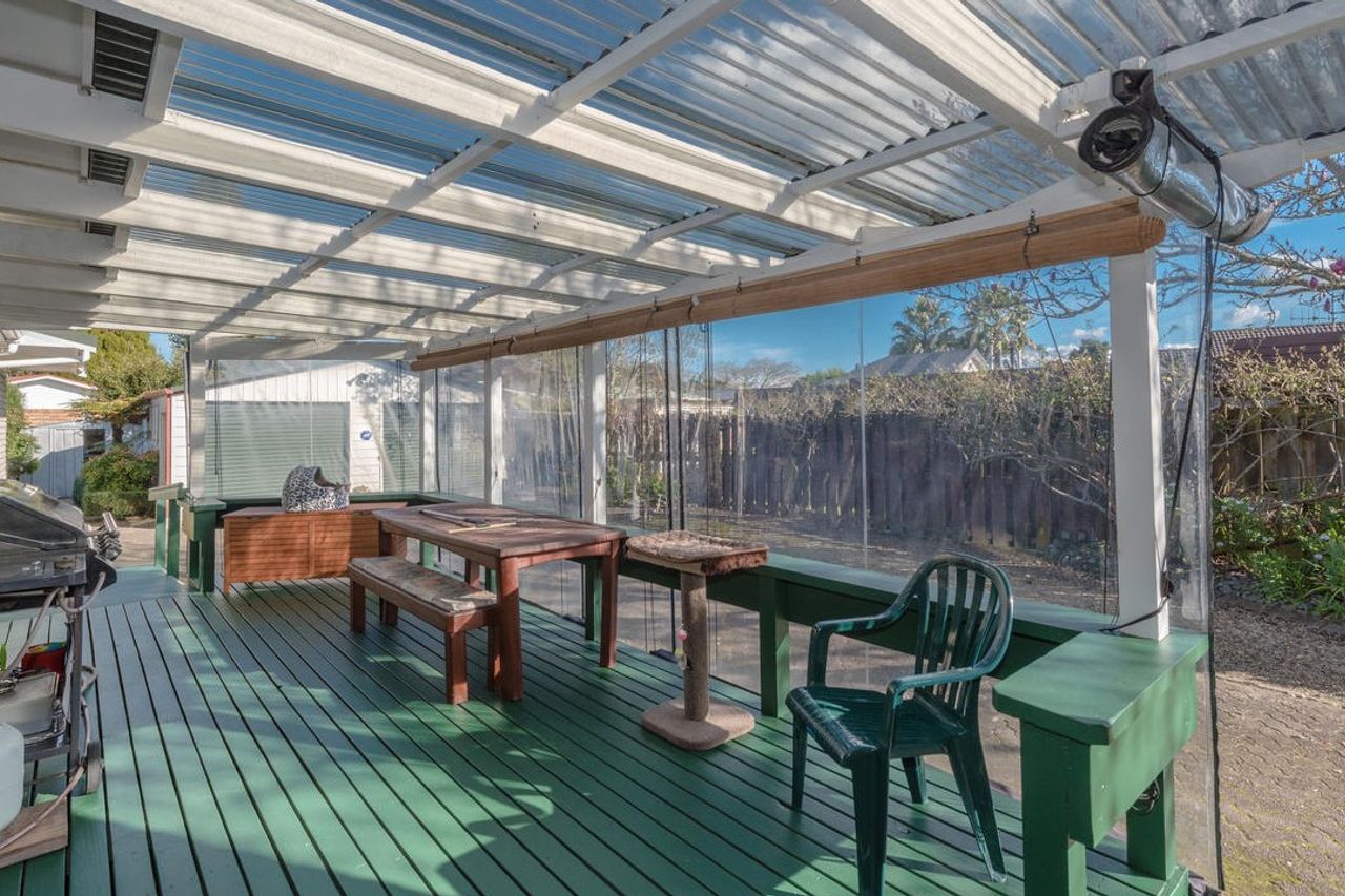 Family Home in Prestigious Queenwood Location - Ansicht 3