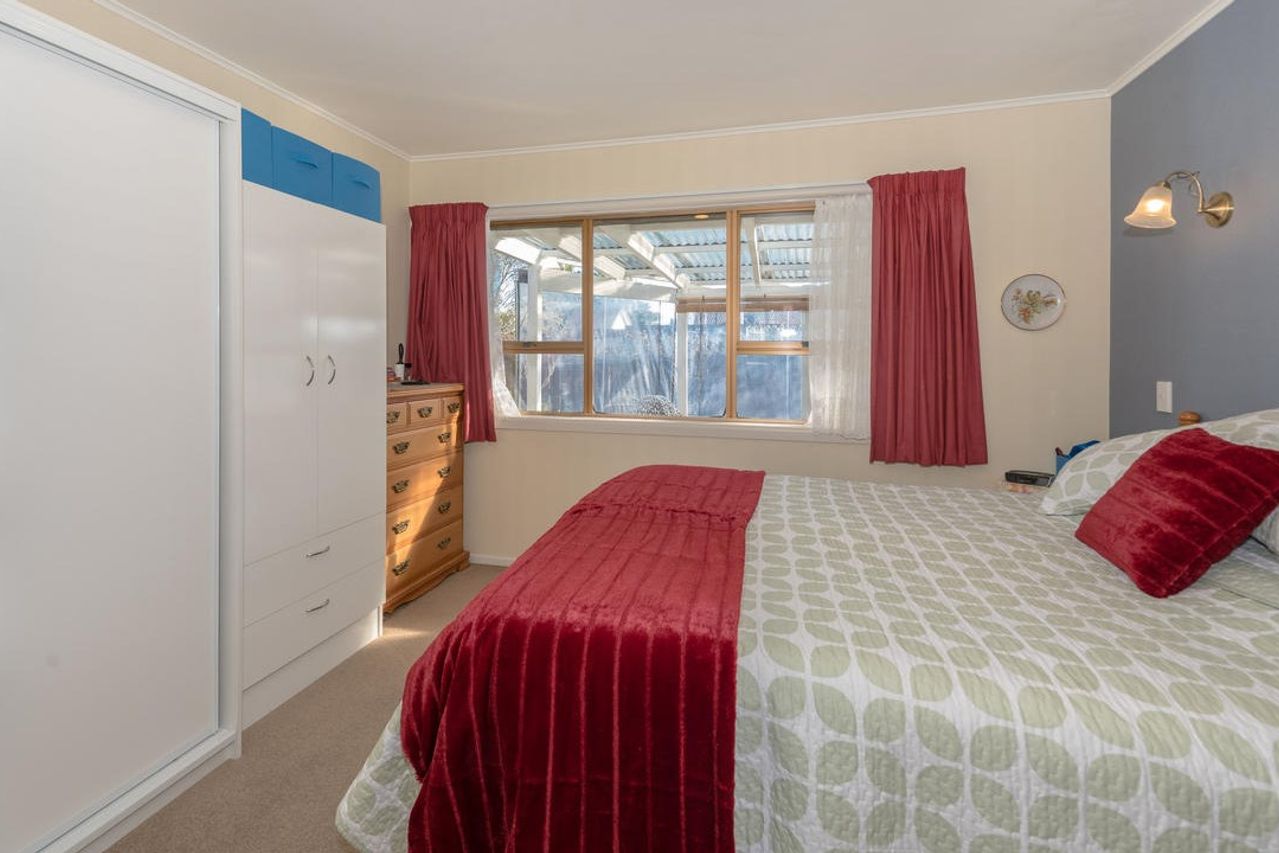 Family Home in Prestigious Queenwood Location - Mehr