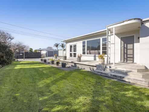 114 Glover Road, Hawera