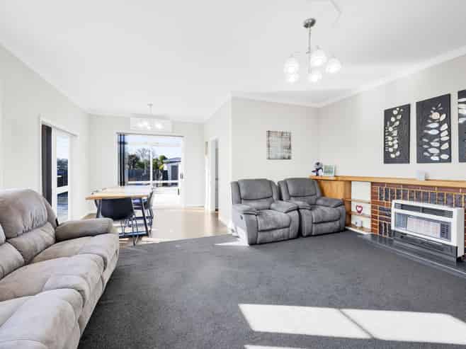 114 Glover Road, Hawera