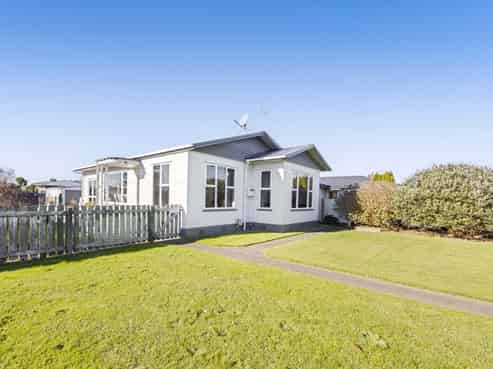 114 Glover Road, Hawera