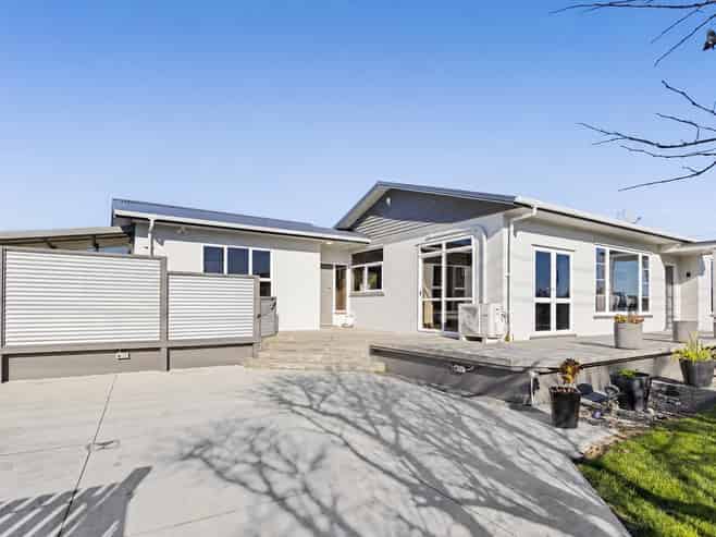114 Glover Road, Hawera