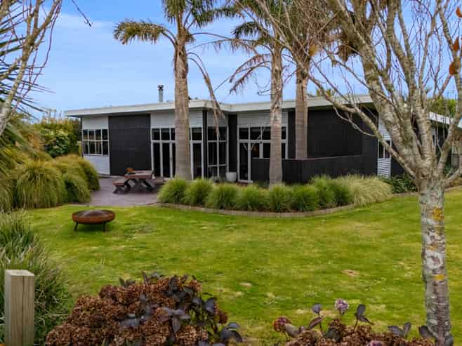 82 Mawhitiwhiti Road, Normanby