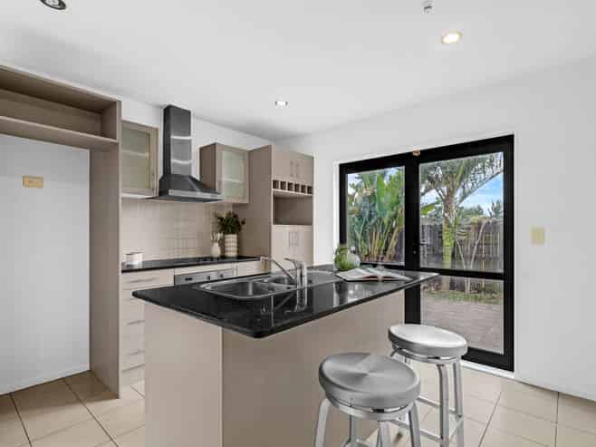 7 Lavender Garden Lane, Albany