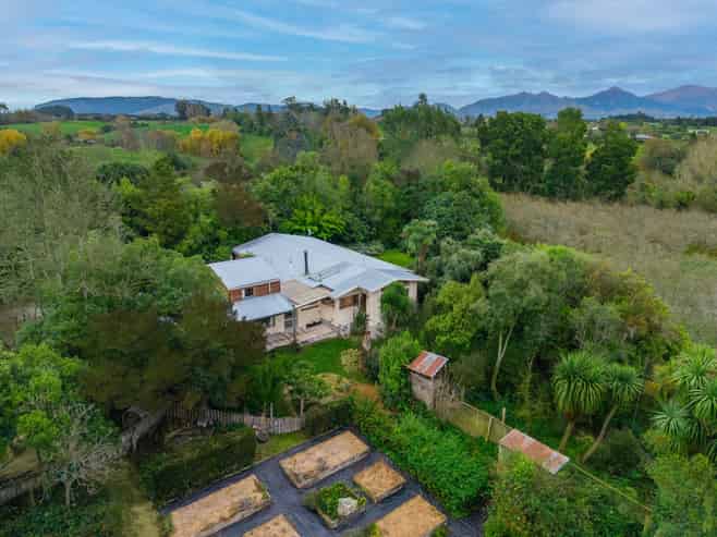 20 and 20A Kalaugher Road, Geraldine