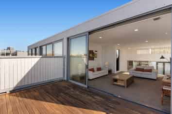 AA/12 The Boardwalk, Freemans Bay