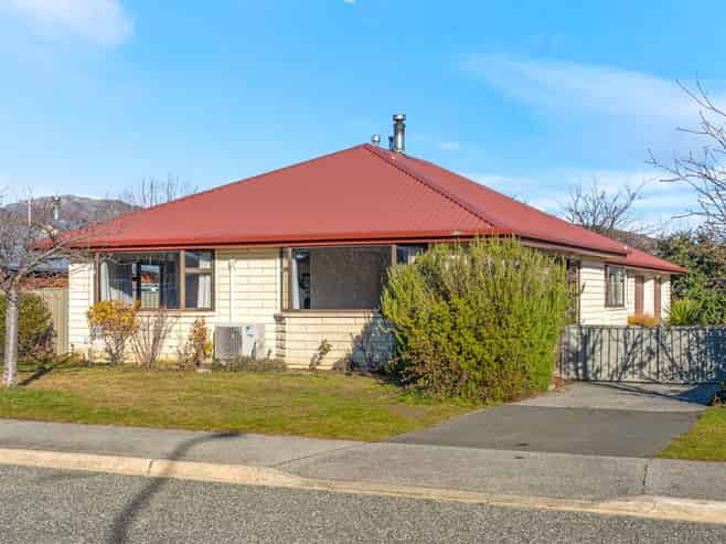 56 Ortive Street, Cromwell