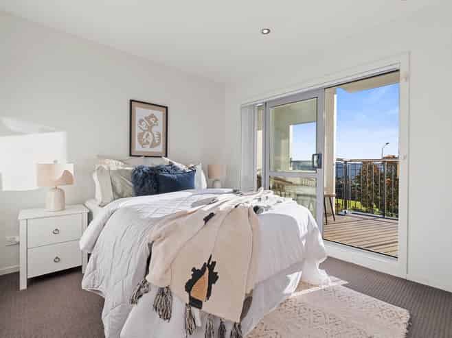 D6/60 Masons Road, Oteha