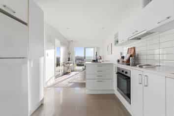 D6/60 Masons Road, Oteha