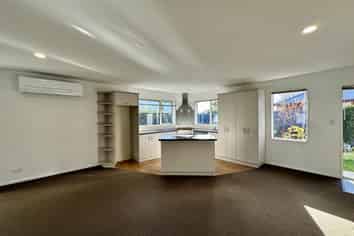 50A Beach Road, Hampstead