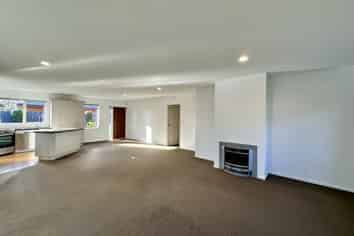 50A Beach Road, Hampstead