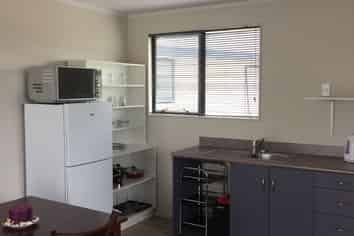 8/23 Jones Crescent, Melville