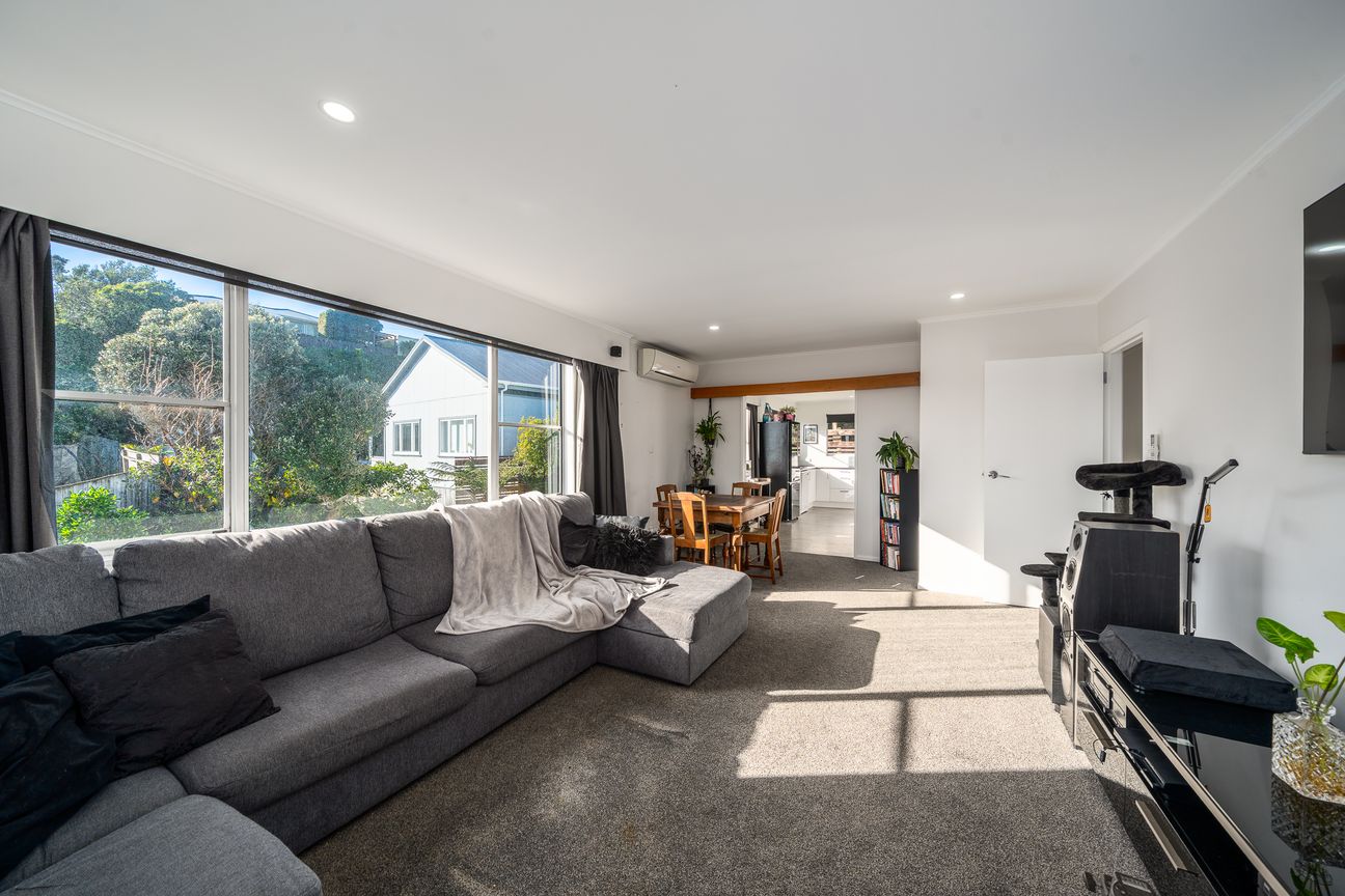 Modern 4 Bedroom Home in Newlands – pohled 3