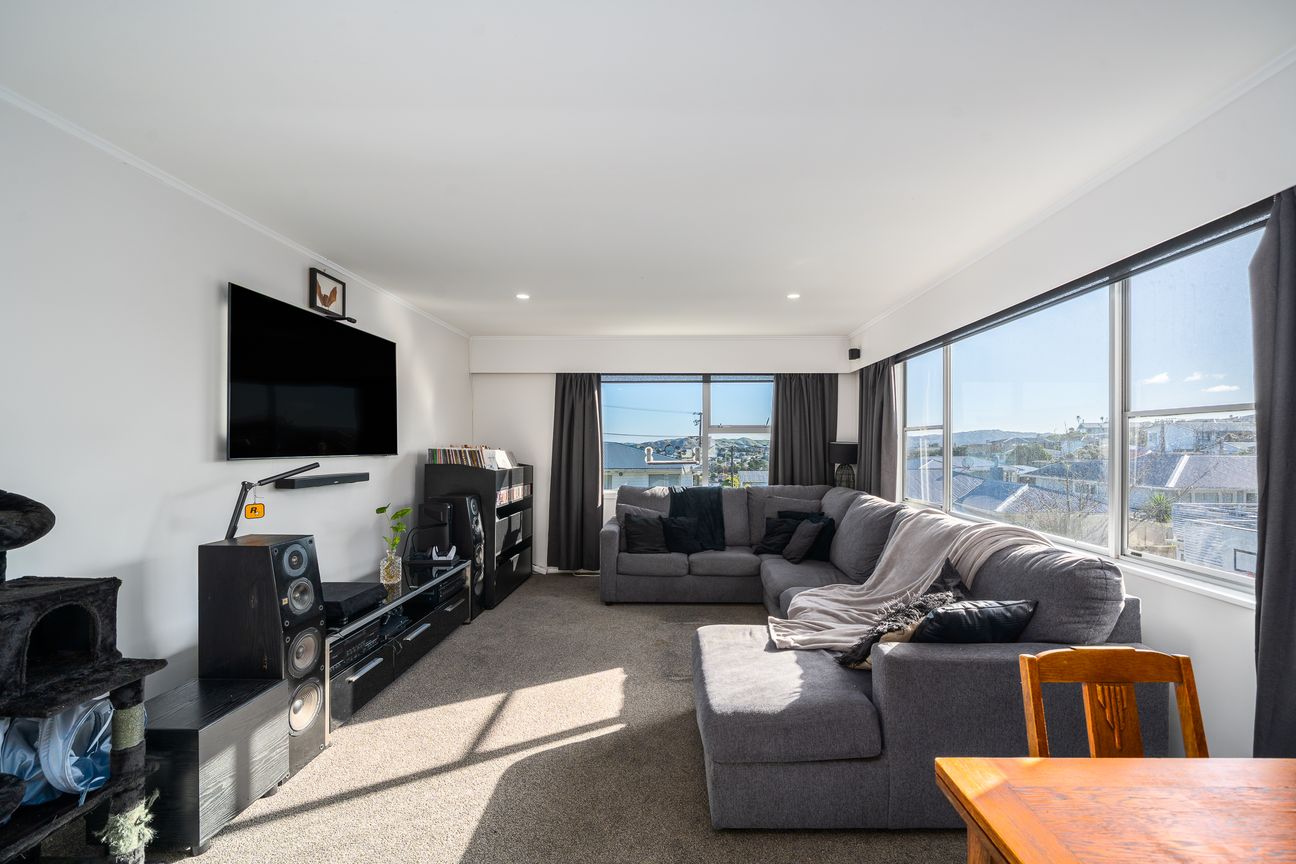 Modern 4 Bedroom Home in Newlands – pohled 4