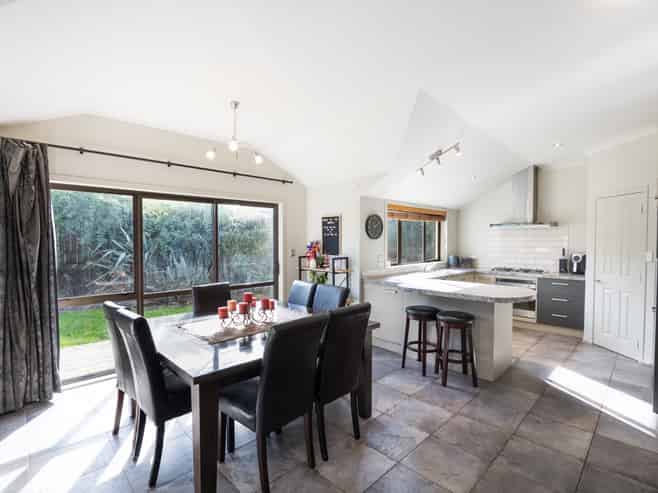 2 Mayfair Court, Feilding