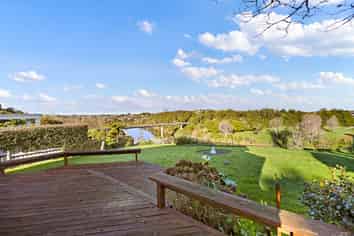 37 Munro Place, Flagstaff