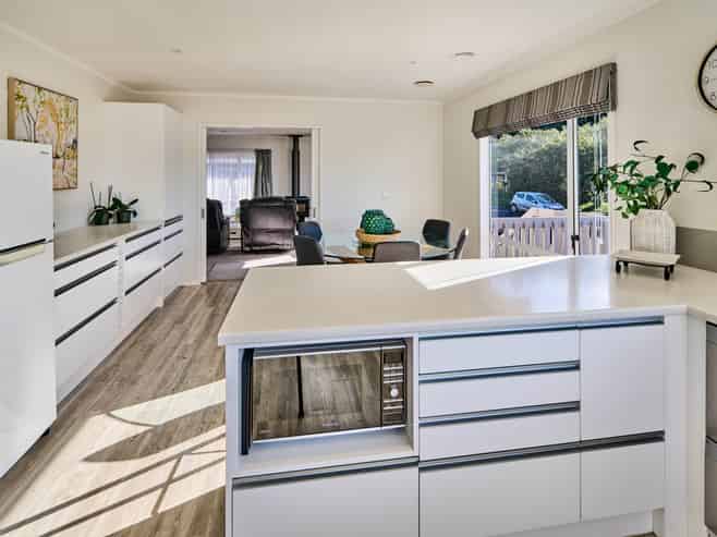 147 Tirohanga Road, Hutt Central