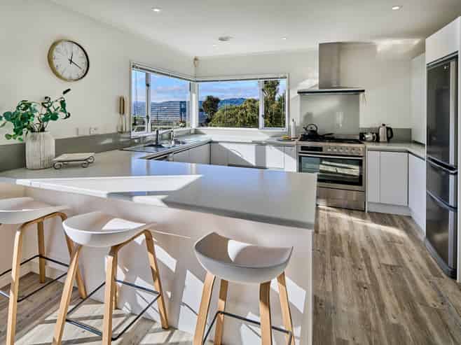 147 Tirohanga Road, Hutt Central