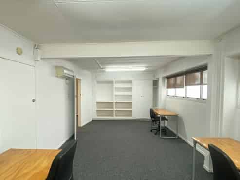 Central downtown Mount office
