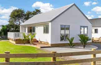 1 Grey Heron Close, Mangawhai