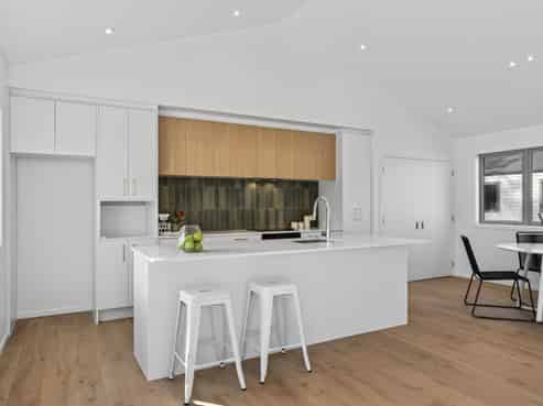 1 Grey Heron Close, Mangawhai
