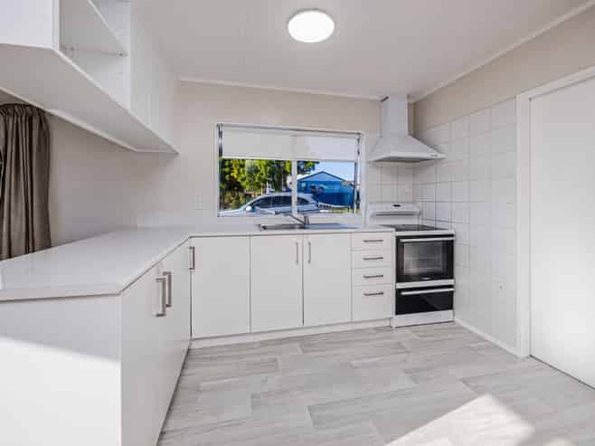 95 Sykes Road, Weymouth