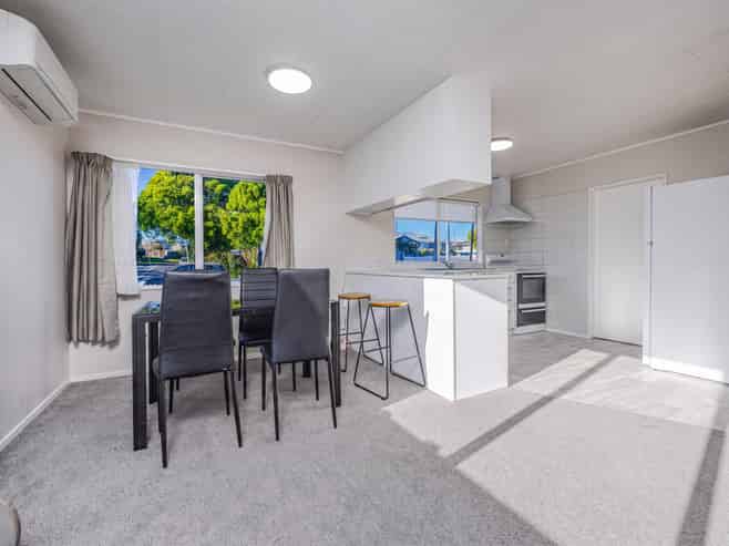95 Sykes Road, Weymouth