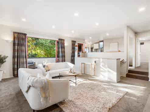 13A Cliff View Drive, Green Bay