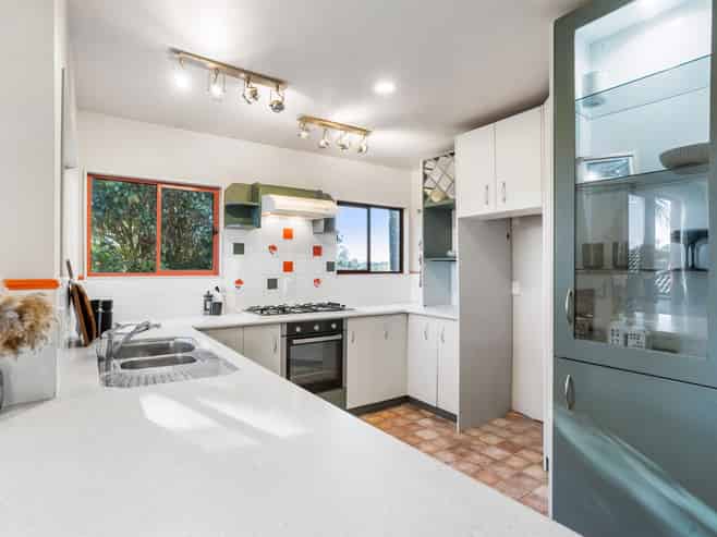 13A Cliff View Drive, Green Bay