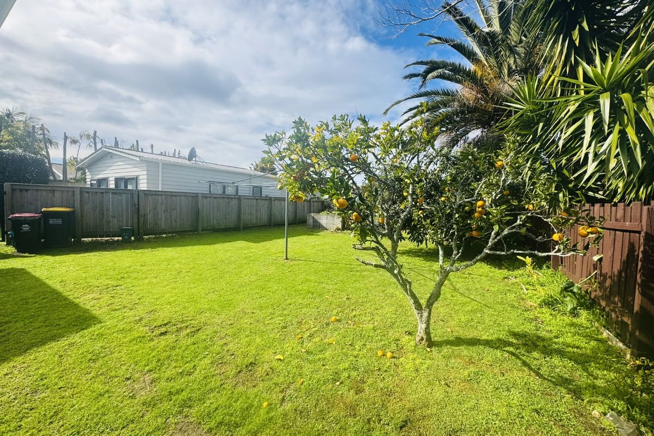 Cosy and Comfortable Two Bedroom Home with attached Sleepout - Widok 2