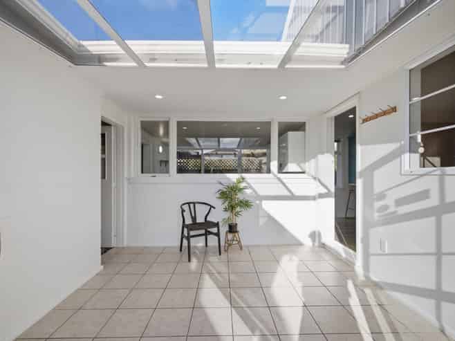 24 Ashbourne Street, Burnside