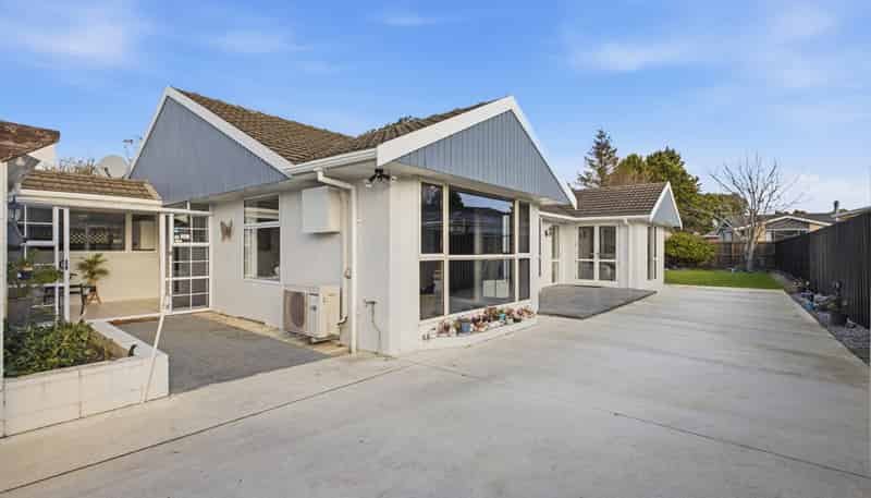 24 Ashbourne Street, Burnside
