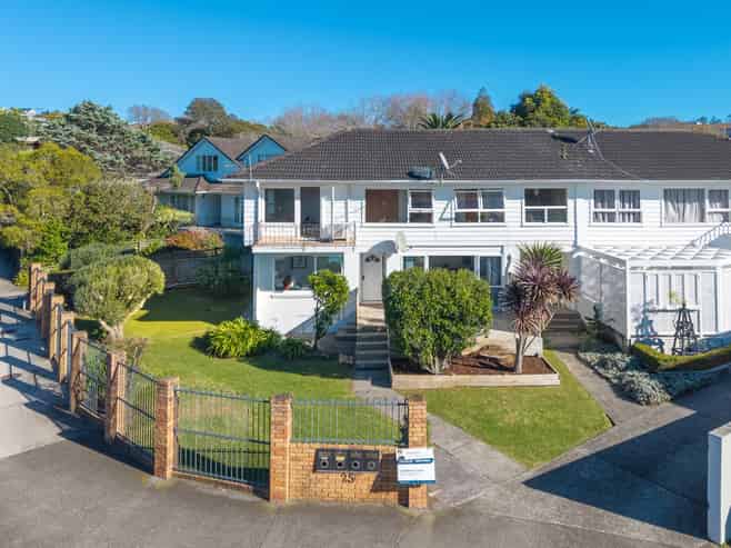 1/25 Roberta Avenue, Glendowie