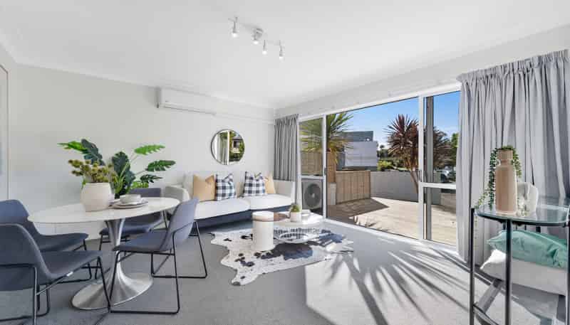1/25 Roberta Avenue, Glendowie
